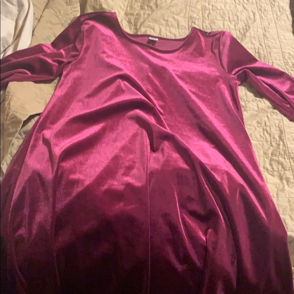 Old navy velvet dress